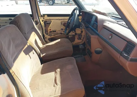 1984 Volvo 244 Dl/Gl z USA, uszkodzony, nr VIN YV1AX8840E1045991